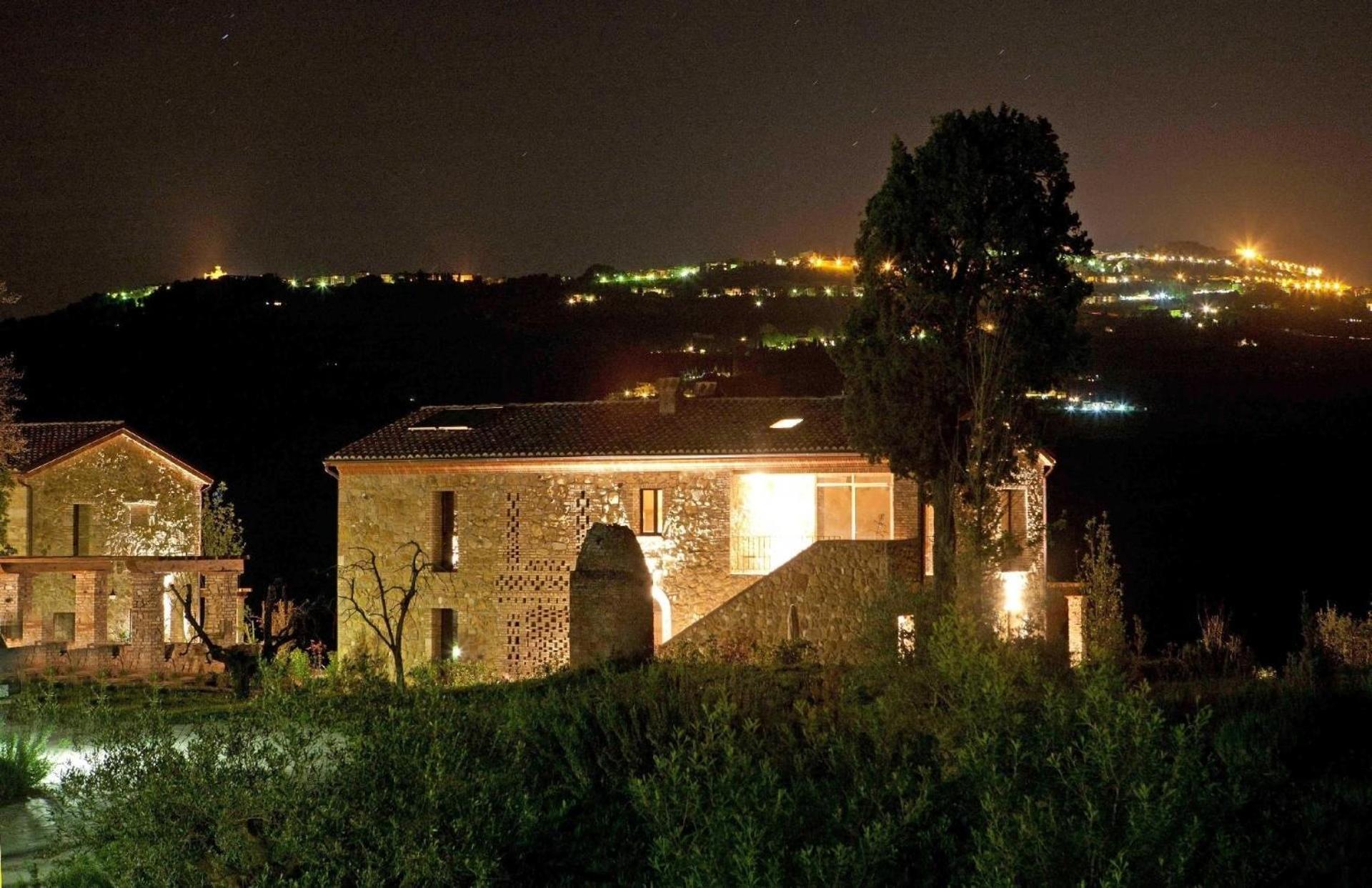 Wohnung Mit Terrasse, Garten Und Geminschaftspool Volterra Exterior foto