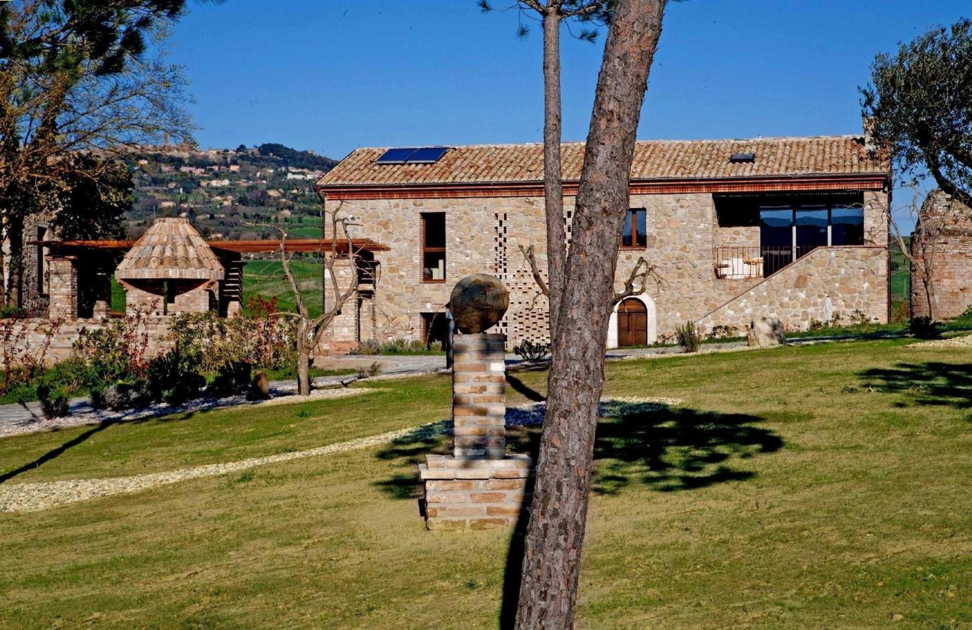 Wohnung Mit Terrasse, Garten Und Geminschaftspool Volterra Exterior foto